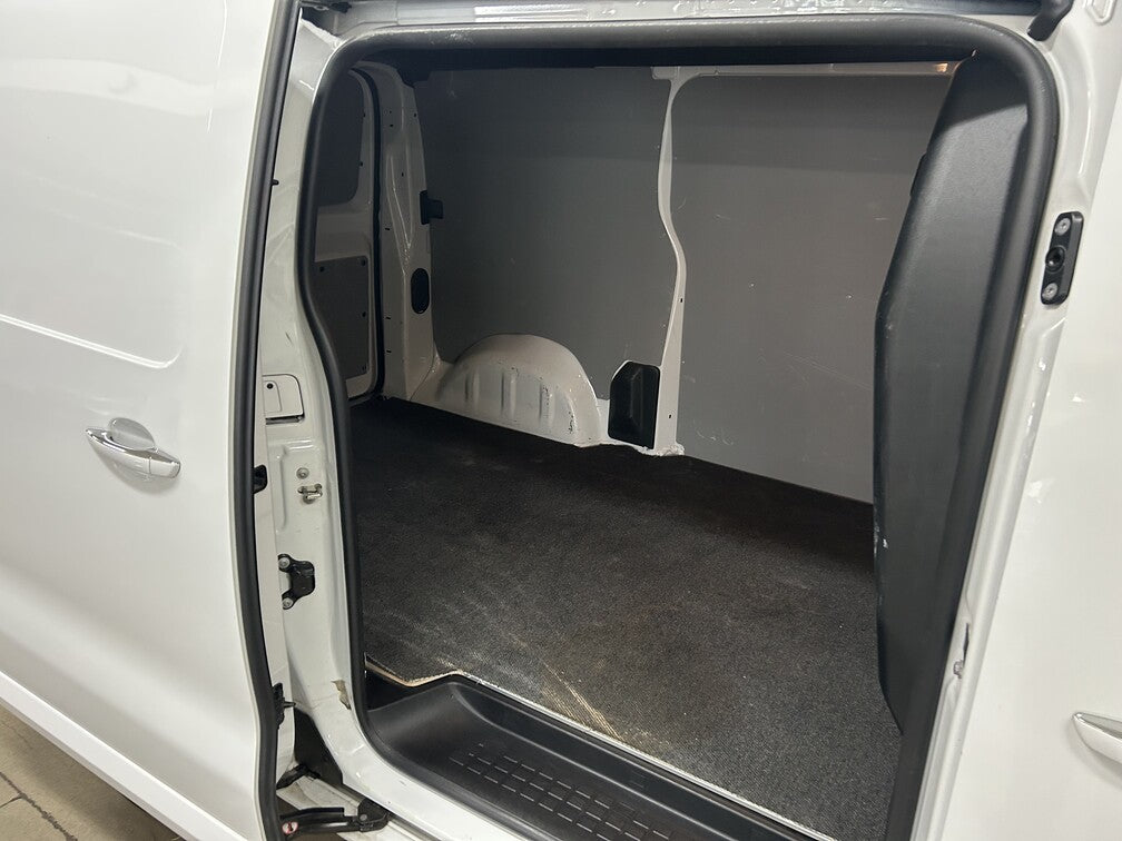 Peugeot Expert PRO+ L2 Utökad Last 2.0 BlueHDi EAT, 144hk, S&S Aut 2023.