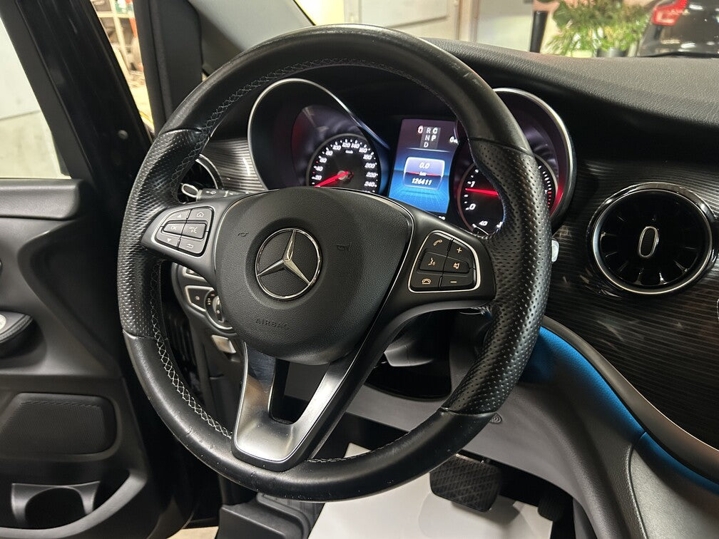 Mercedes-Benz V 250d 3.2t Avantgarde 9G-tronic 8-sits Extra Lång 190hk, 2021.