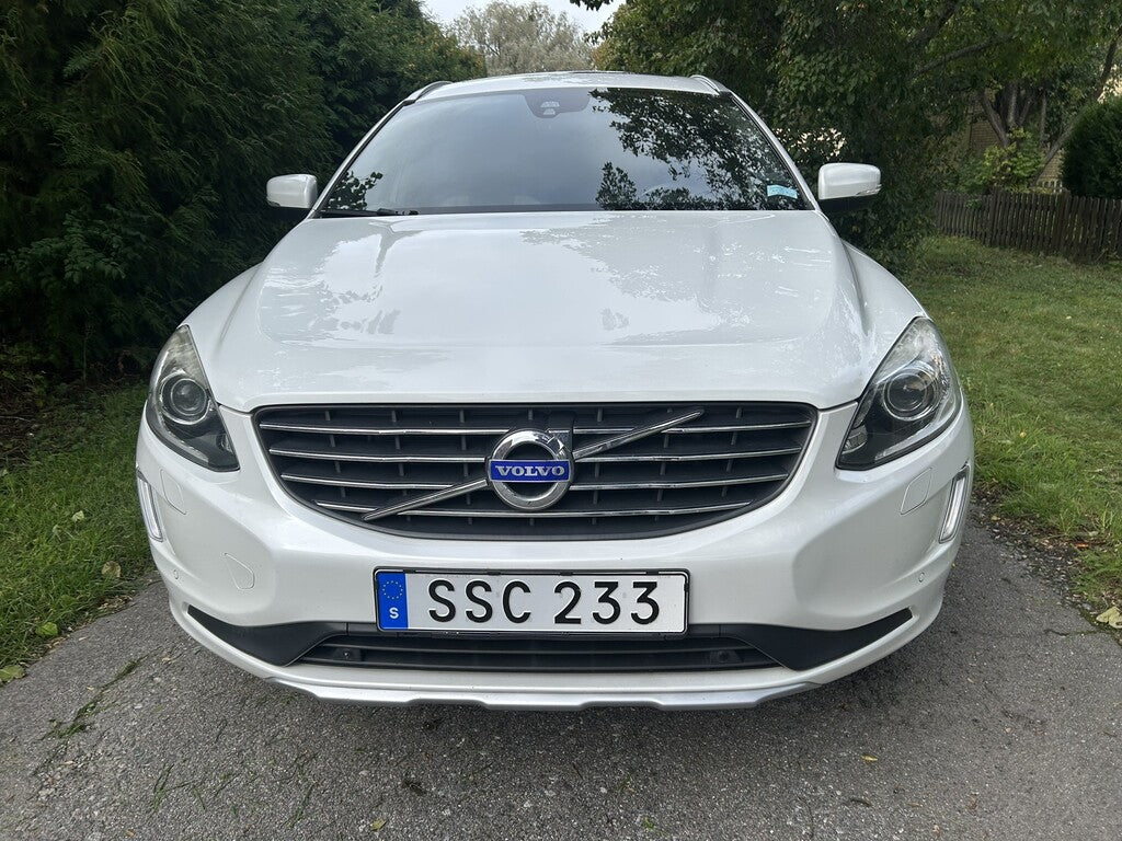 Volvo XC60 D4 FWD Aut Summum 181hk Skinn Nav 2015
