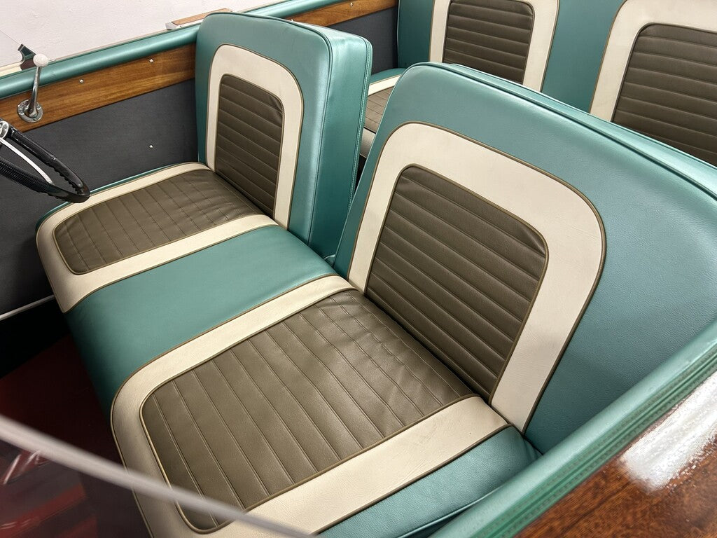 Chris Craft Capri 1961 19 fot