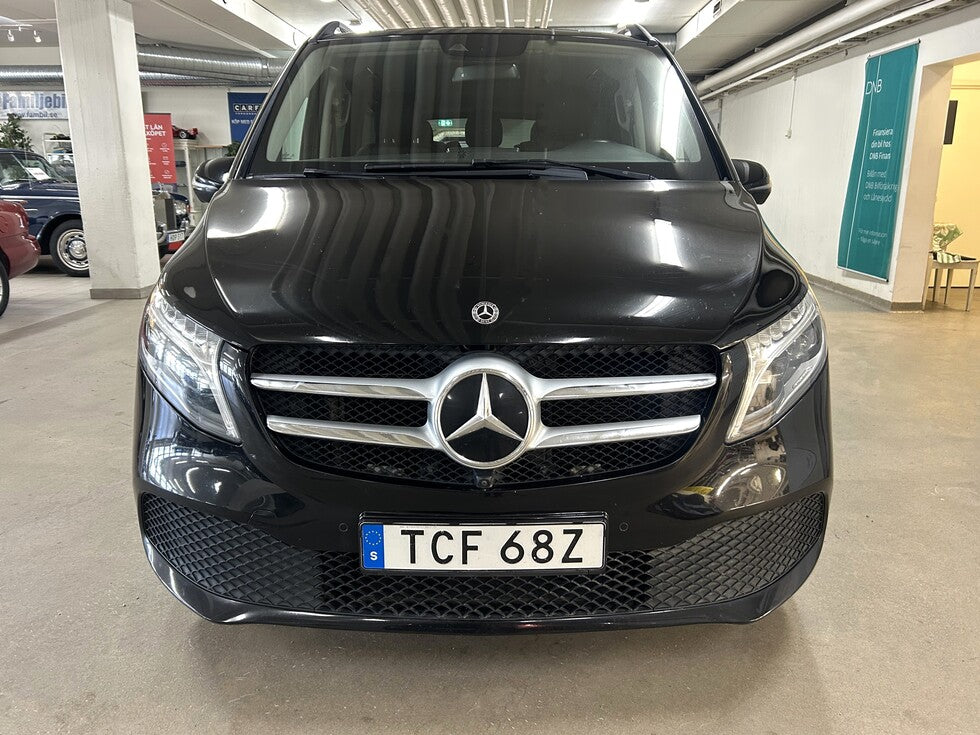 Mercedes-Benz V 250d 3.2t Avantgarde 9G-tronic 8-sits Extra Lång 190hk, 2021.