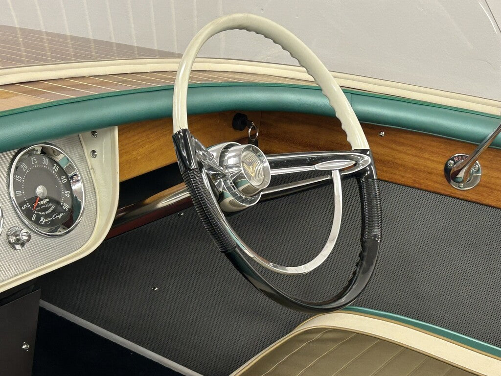 Chris Craft Capri 1961 19 fot