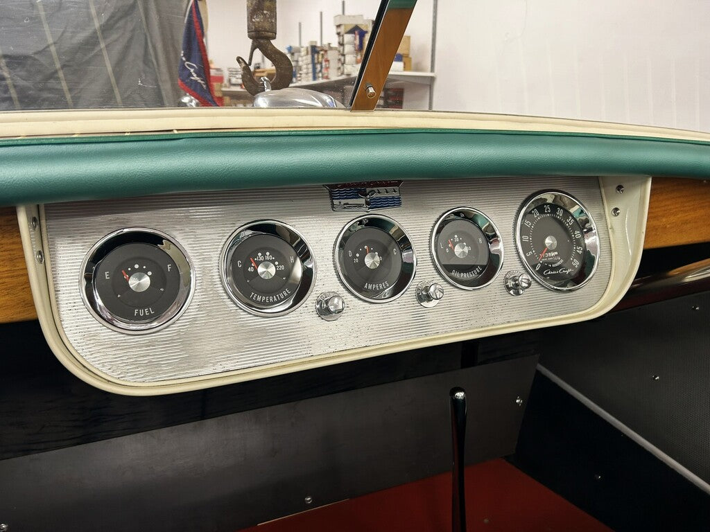 Chris Craft Capri 1961 19 fot