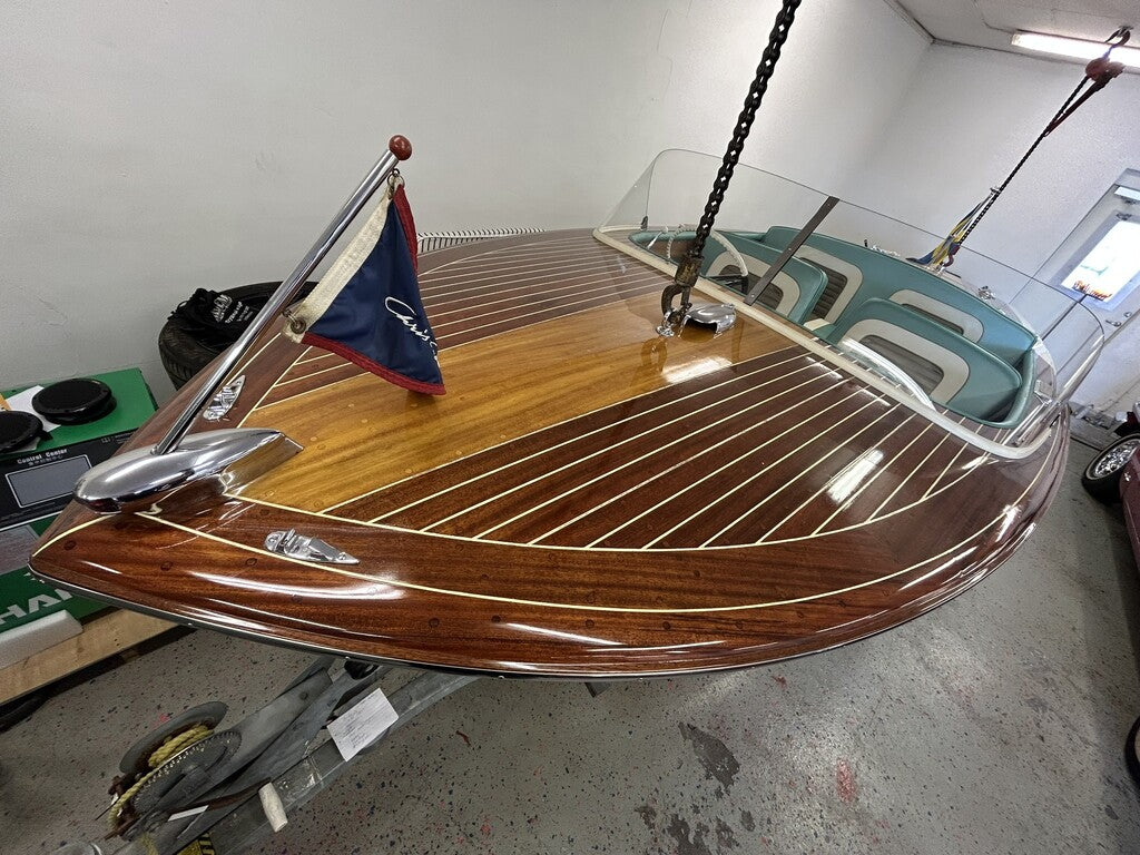 Chris Craft Capri 1961 19 fot