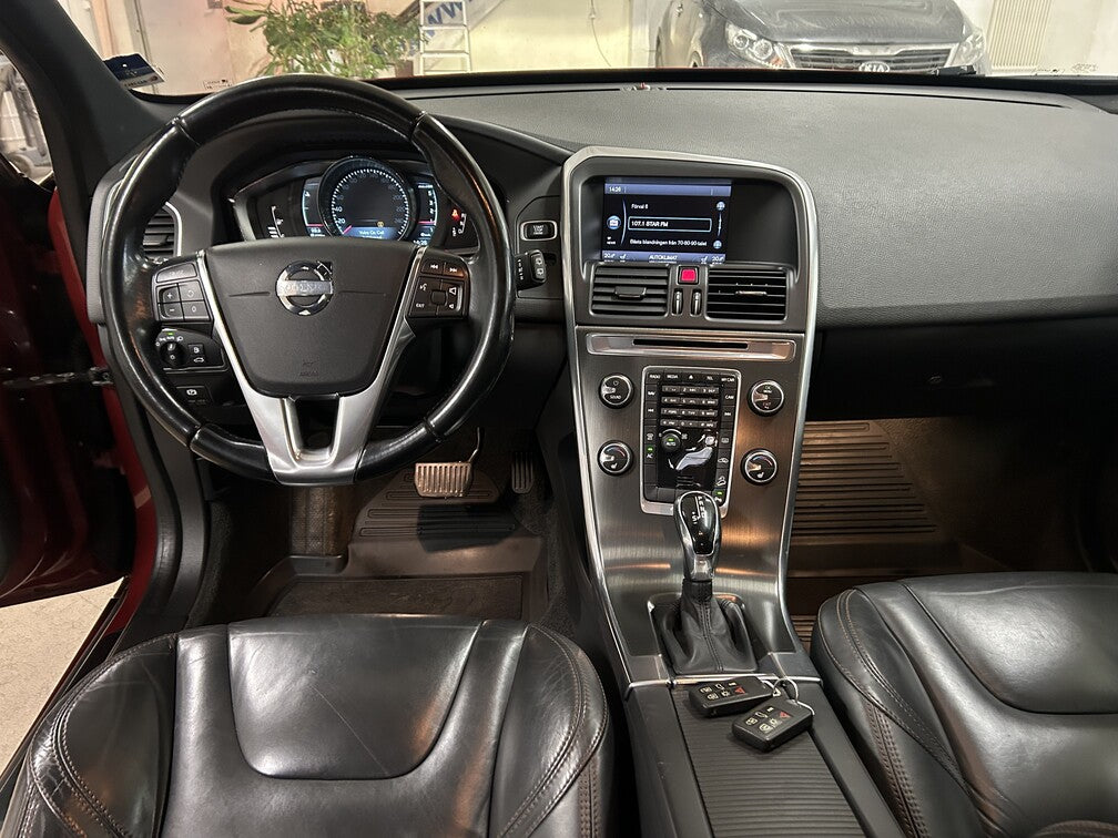 Volvo XC60 D4 AWD Aut Summum 163hk Skinn Nav 2014