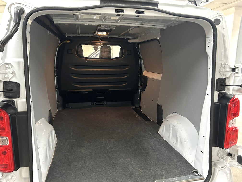 Peugeot Expert PRO+ L2 Utökad Last 2.0 BlueHDi EAT, 144hk, S&S Aut 2023.