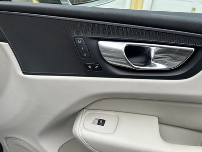 Volvo XC60 Recharge T6 II AWD Plus Bright Edition Geartronic, 350hk, 2024