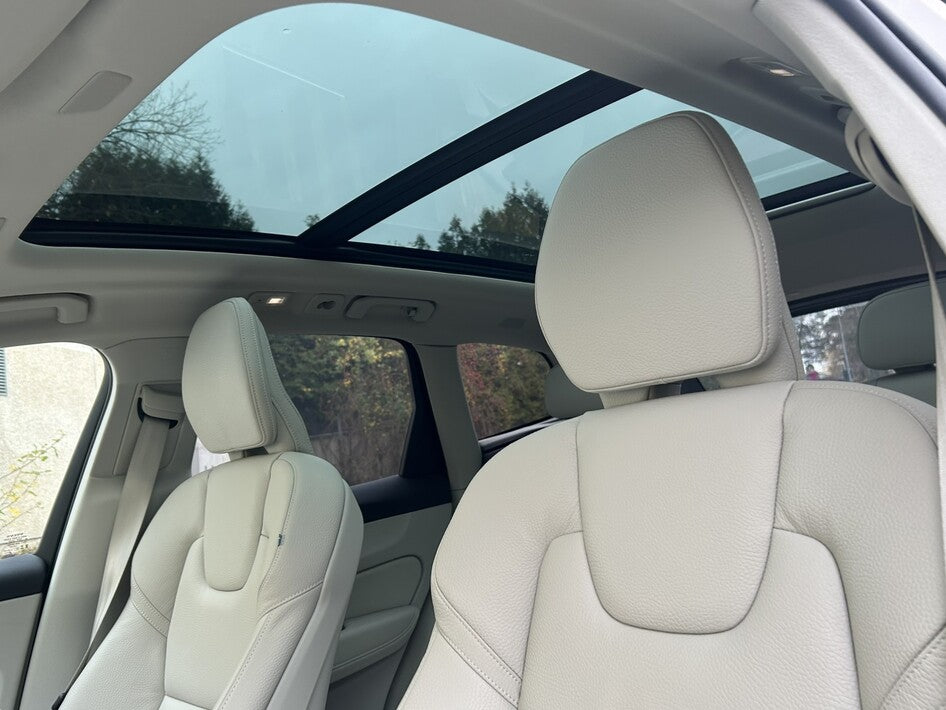 Volvo XC60 Recharge T6 II AWD Plus Bright Edition Geartronic, 350hk, 2024