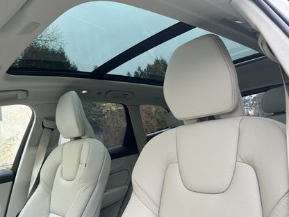 Volvo XC60 Recharge T6 II AWD Plus Bright Edition Geartronic, 350hk, 2024