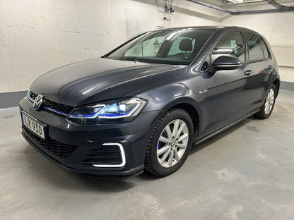 Volkswagen Golf GTE 1.4 TSI DSG Sekventiell, Pluspaket, Nav, Värmare, 204hk, 2020.