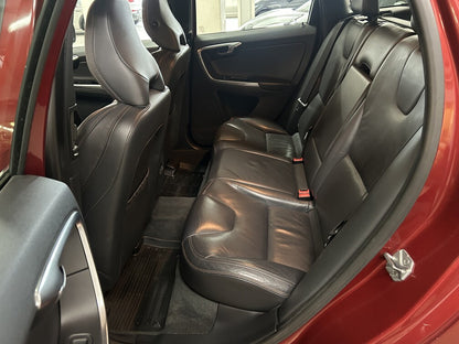 Volvo XC60 D4 AWD Aut Summum 163hk Skinn Nav 2014