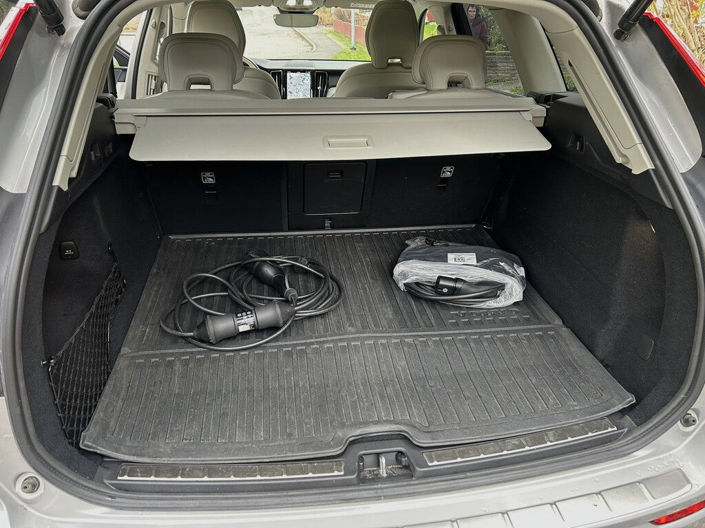 Volvo XC60 Recharge T6 II AWD Plus Bright Edition Geartronic, 350hk, 2024