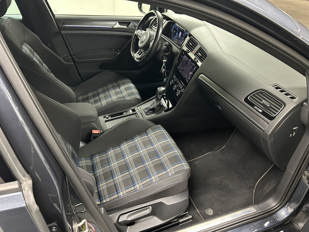 Volkswagen Golf GTE 1.4 TSI DSG Sekventiell, Pluspaket, Nav, Värmare, 204hk, 2020.