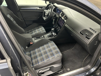 Volkswagen Golf GTE 1.4 TSI DSG Sekventiell, Pluspaket, Nav, Värmare, 204hk, 2020.
